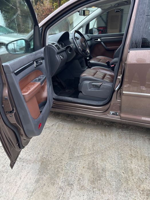 Volkswagen  Touran 1.4