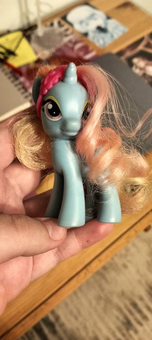 ДьюДроп Даззл пони