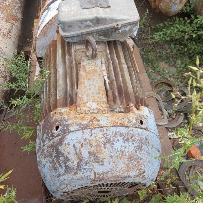 Электродвигатель 4 АМ 200 , АИР 112