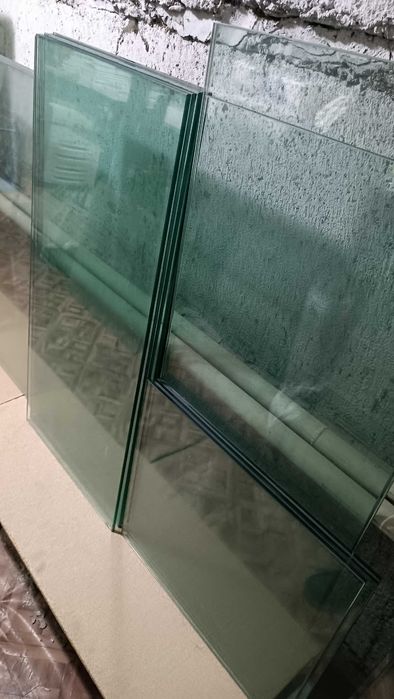 Стекло б/у готовое,разных размеров