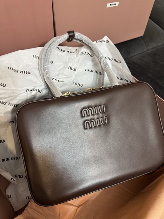 MiuMiu Tote bag - piele naturala/34cm/full box premium/disponibil