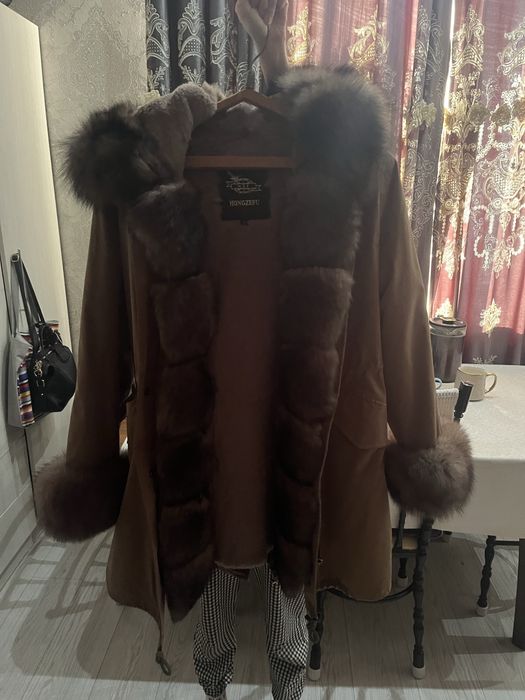 Продам парку в хорошем состоянии