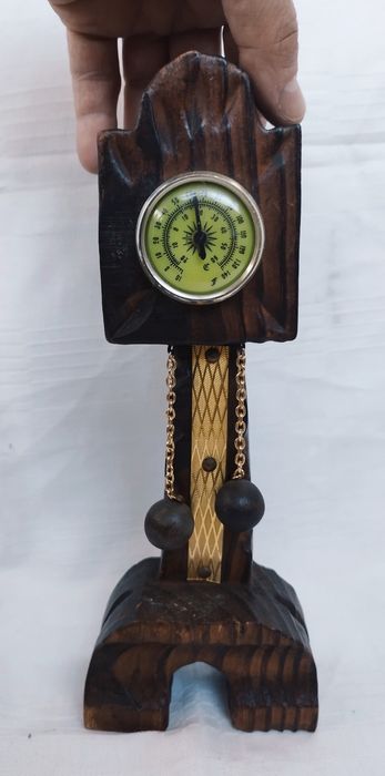 Lot figurină din rășină acrilică colectia Leonardo scrumiera barometru