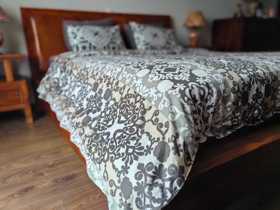 легло King Size от тиково дърво 160x200