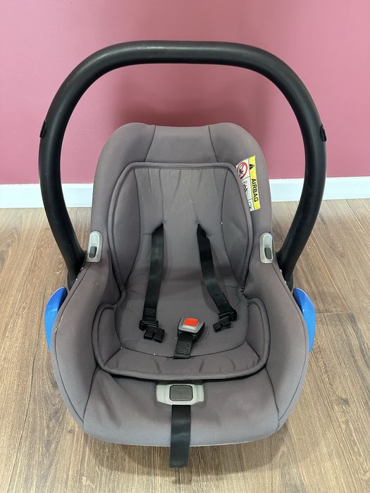 Продам автолюльку (до года)