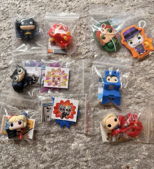 Киндер фигурки разные