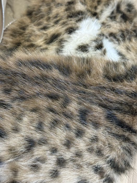 Шуба цветная и белая