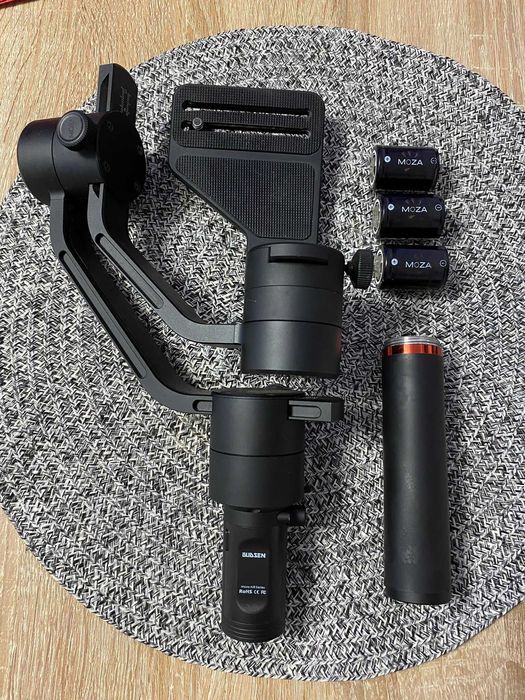 Moza-Air Dual Handle Stabilizator pe 3 Axe
