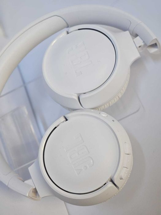 Casti JBL 520BT, ca noi