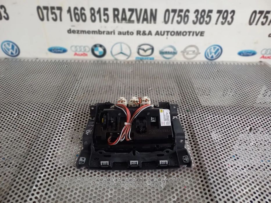 Priza Bricheta Spate Cotiera Audi A8 4H D4 An 2010-2011-2012-2013-2014-2015-2016-2017 Dezmembrez Au
