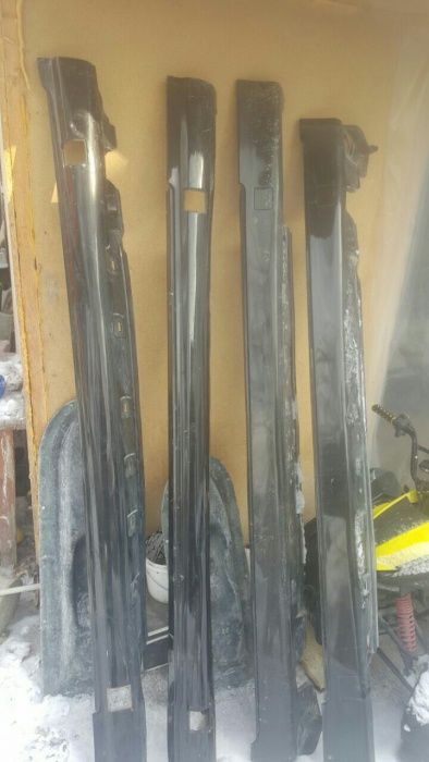 Продам пороги на W 210