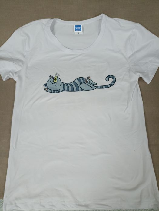 Футболки новые продам