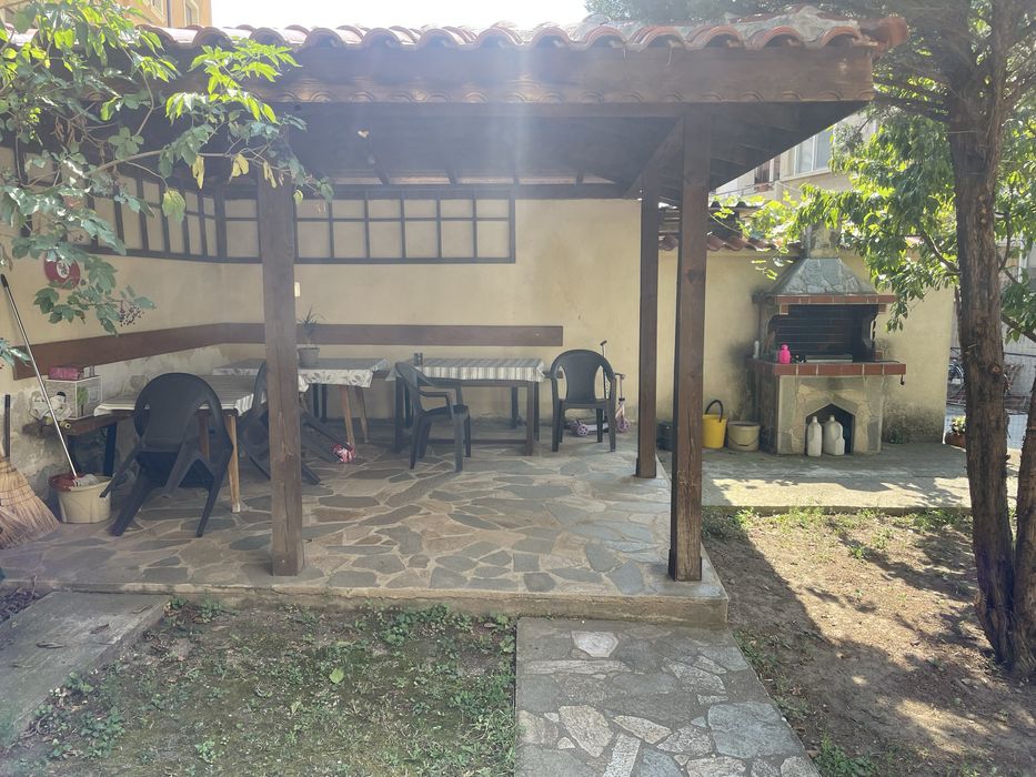 Продава се Четиристаен апартамент в Казанлък - 150 кв.м за 1334 €/кв.м - Снимка #11