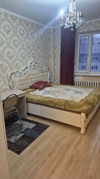 Сдаёт 2 ком. кв. посуточно