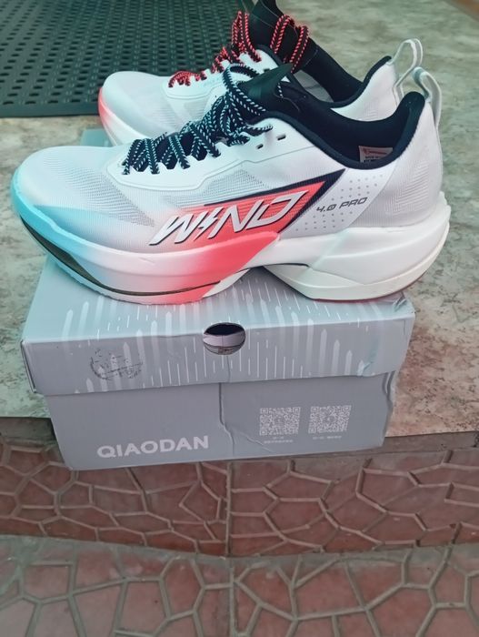 Кросовки Jordan Strong Wind 4 PRO