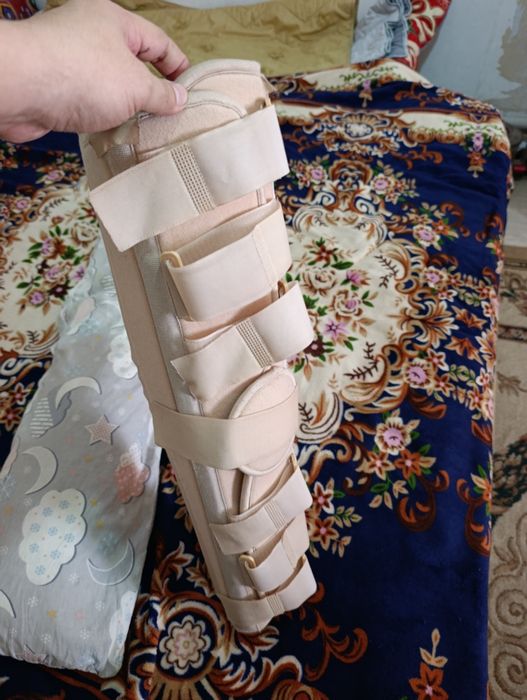 Корсет фиксатор для колена