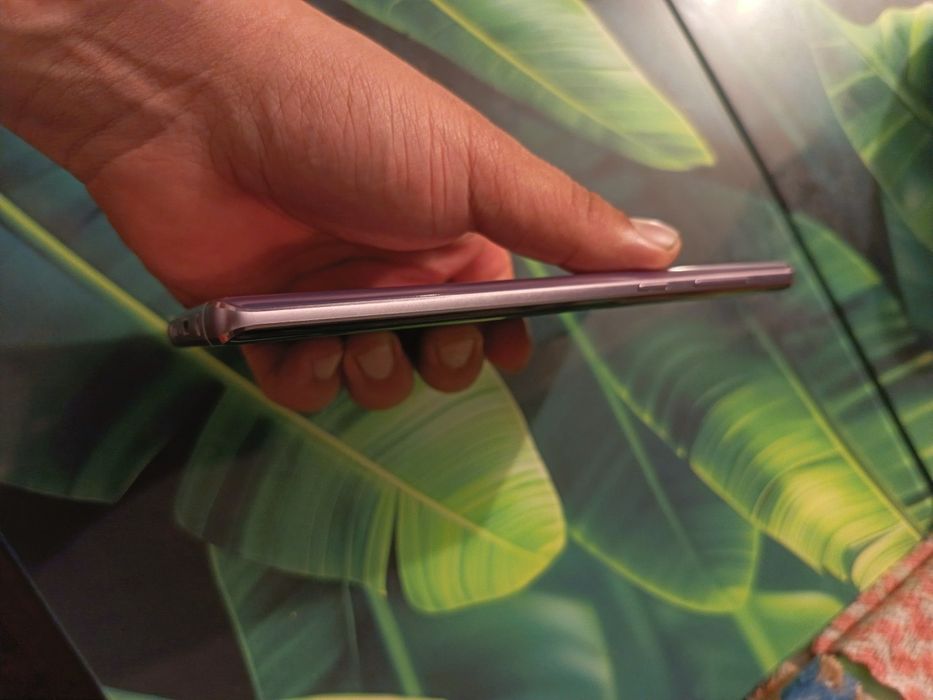 Samsung Note 9 6/128 holati ideal