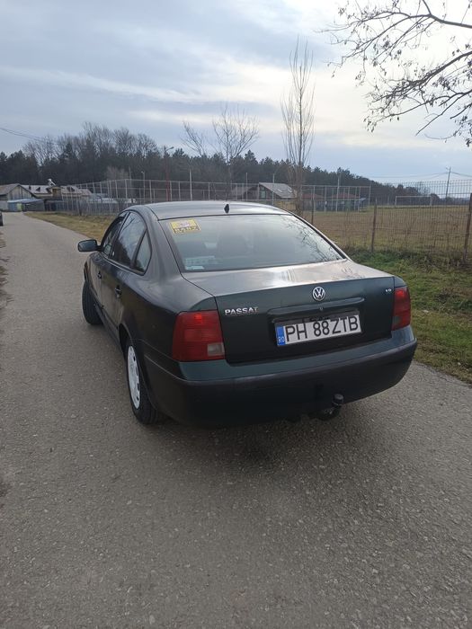 Vând Passat 1.8 benzina cu gaz
