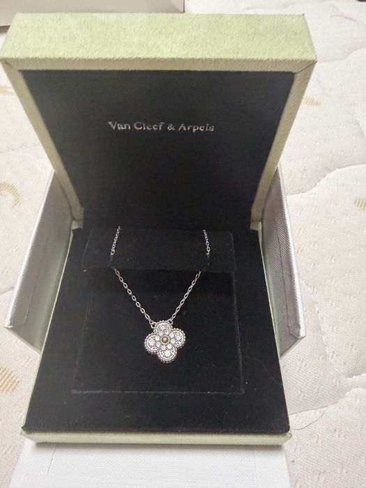 Комплект украшений Van Cleef & Bvlgar