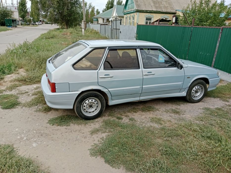 Продам ваз-2114.