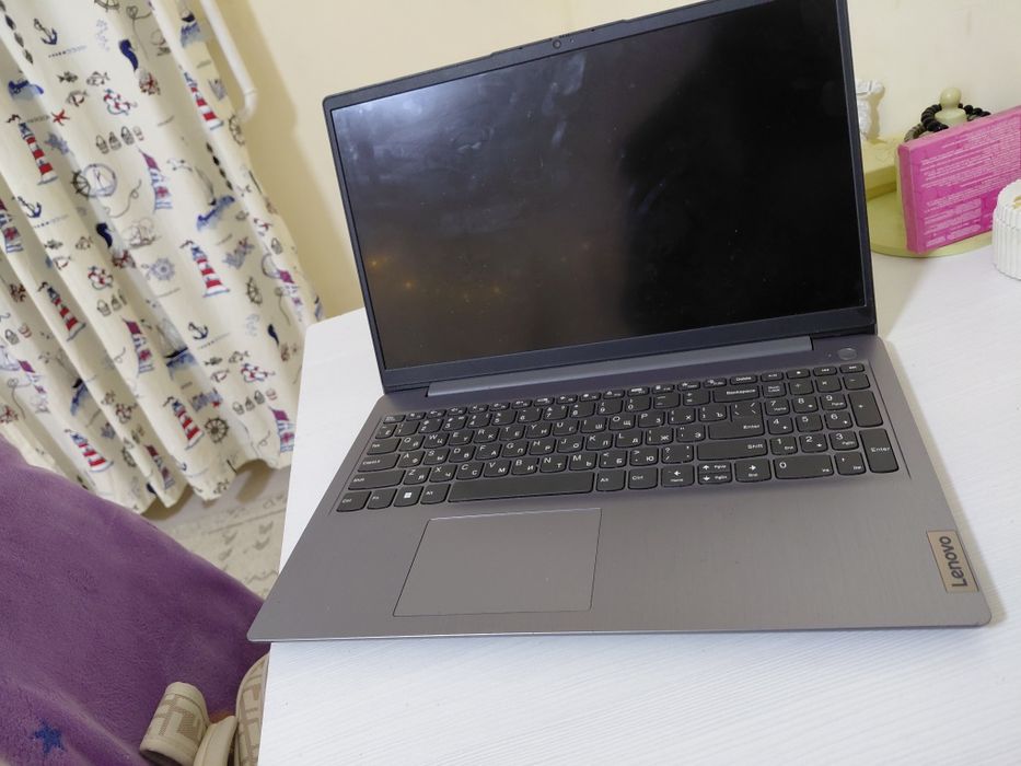 Lenovo IdeaPad 3 15IAU7