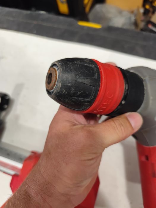 Акумулаторен перфоратор Милуоки 4J Milwaukee M18 CHPX прахоуловител