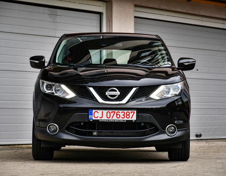 - Nissan Qashqai, Benzina, Euro 6,Navigatie, Camera marsalier-