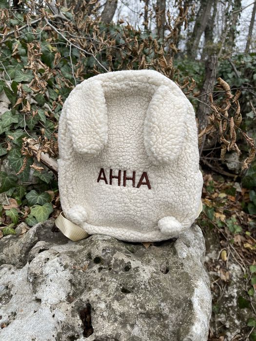 Детска раница с надпис