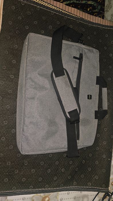 Lenovo i3 Model:82H8