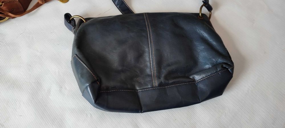 Кожени чанти Fossil  и др