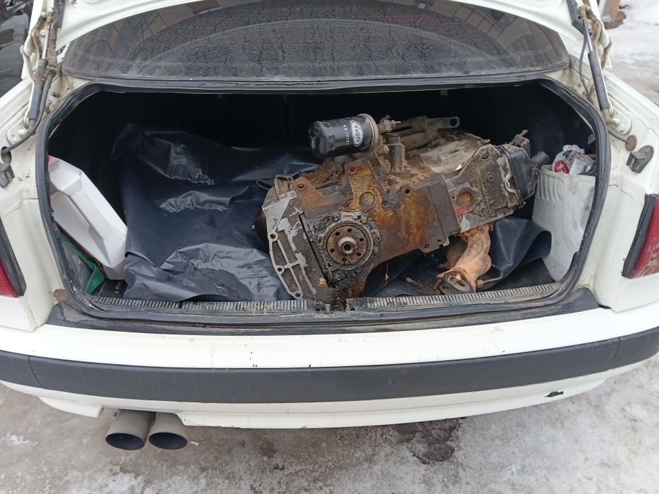 Машина ауди б4 1992 год