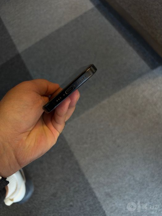 Iphone 16 pro Sim+Esim 256 qora ideal