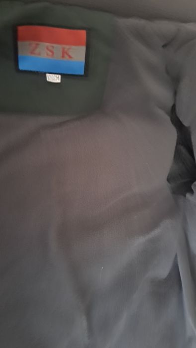 Продам отличную куртка за 7000