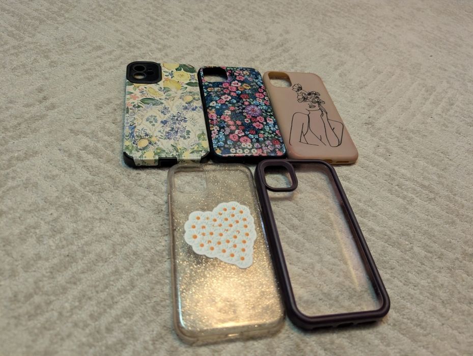 Vând huse compatibil cu Iphone 11