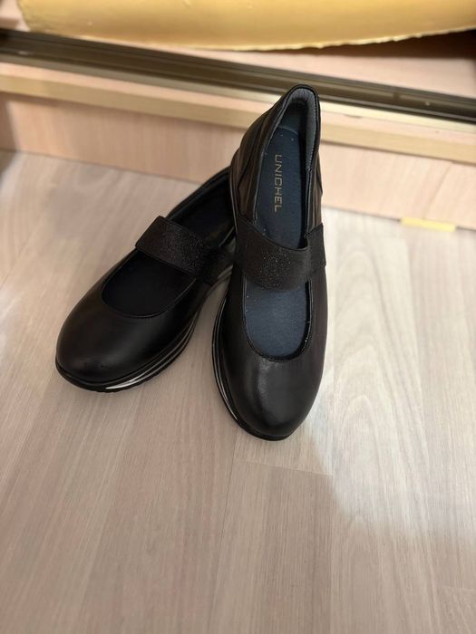 Продам туфли для школы
