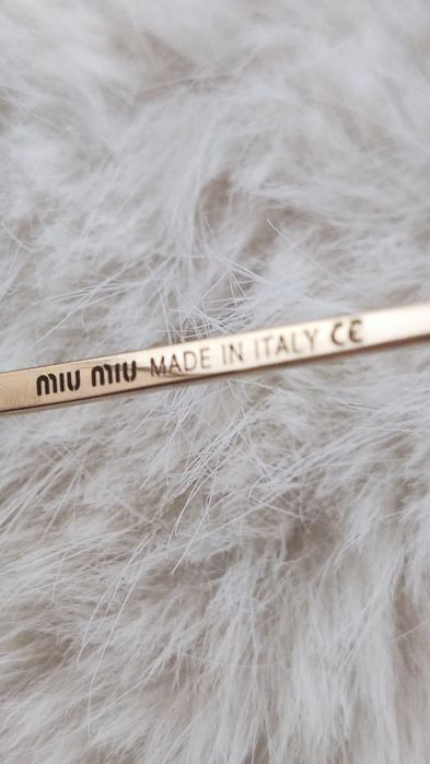 Miu Miu Супер актуални слънчеви очила