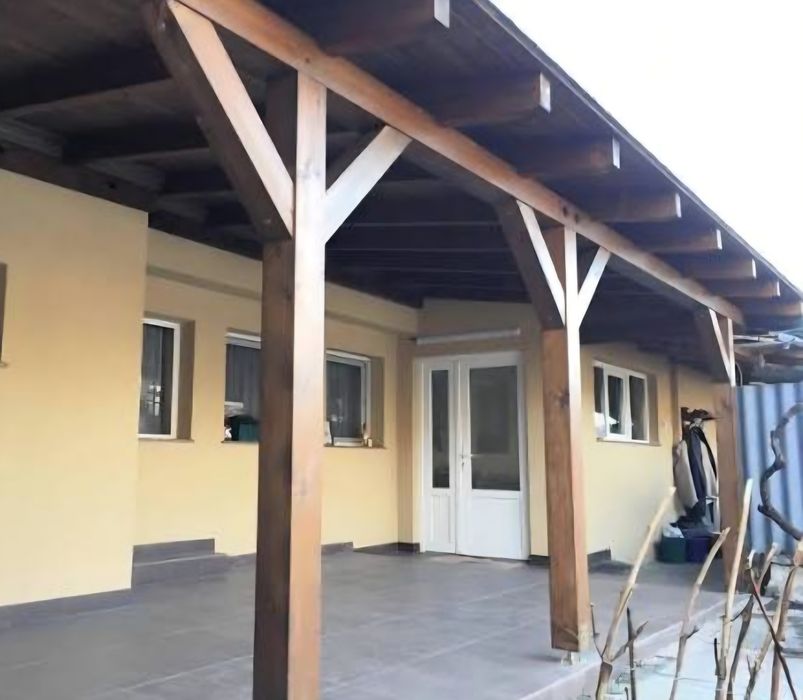 Firmă autorizată meseriași profesioniști în acoperișuri Dulgherie