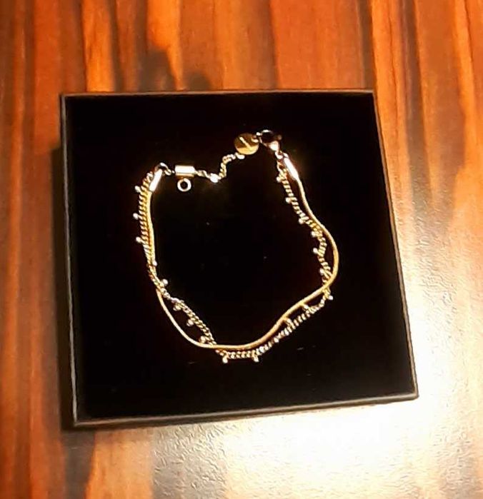 Розов ахат гривна, Marlu' гривна в златисто и сребристо