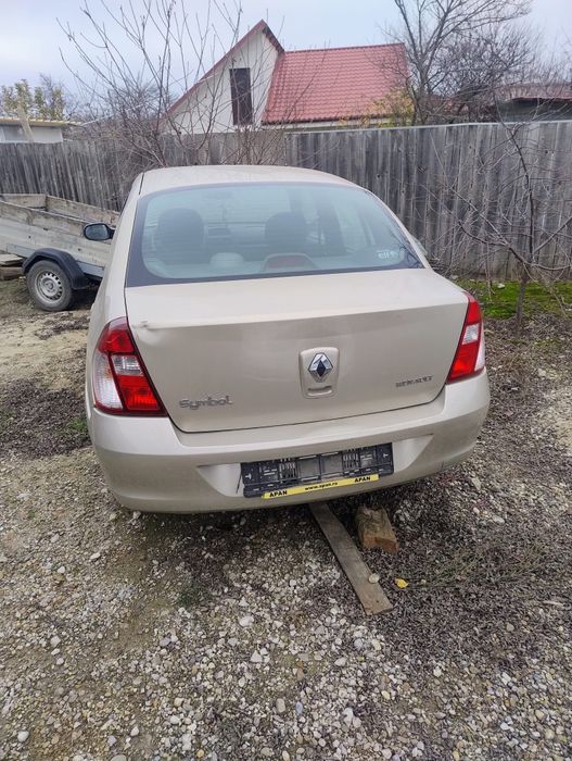 Renault Symbol 1.5dci 2008 avariat stânga față
