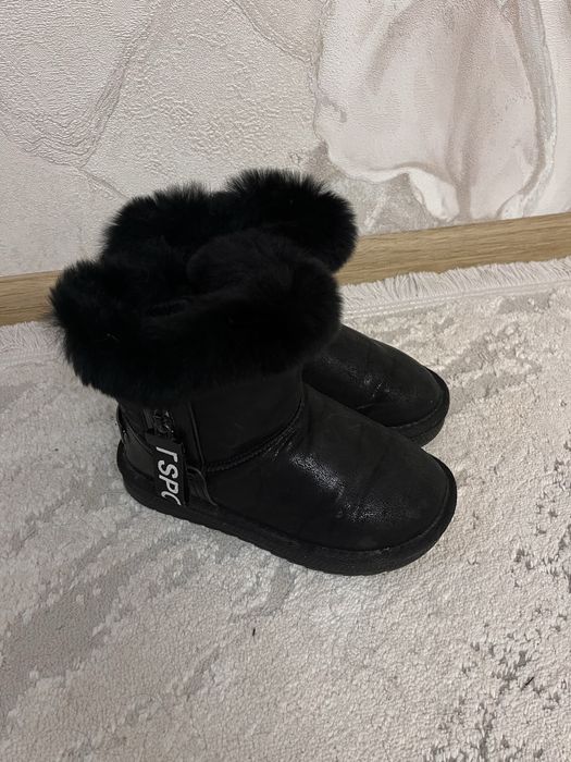 Продам угги 30 р