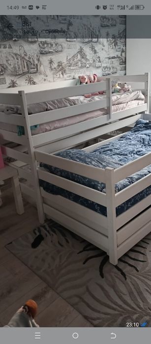 Двухспальная кровать. Дерево.