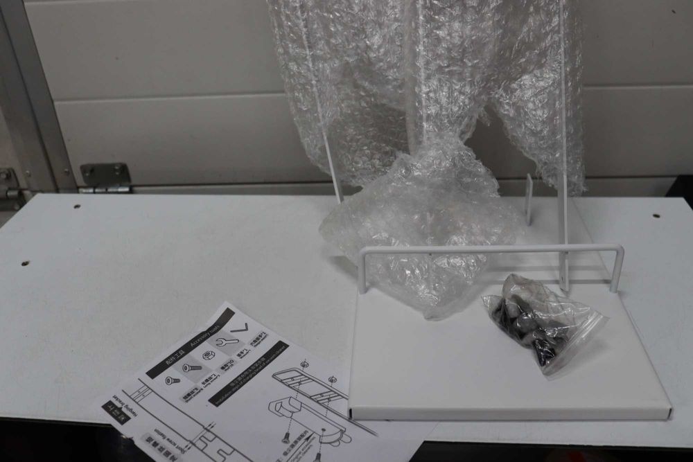 Стойка за прахосмукачка Bison Dyson - Органайзер и държач за Dyson