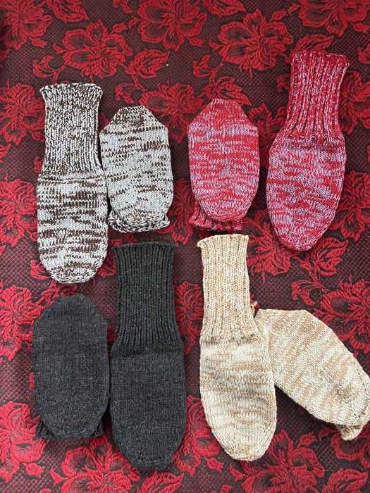 Вълнени чорапи - ръчно плетени