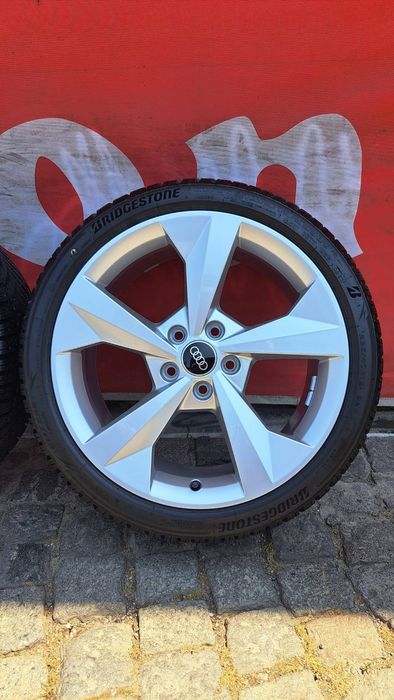 Оригинални джанти Ауди Фолксваген Шкода 18 цола зимни гуми 225 40 18