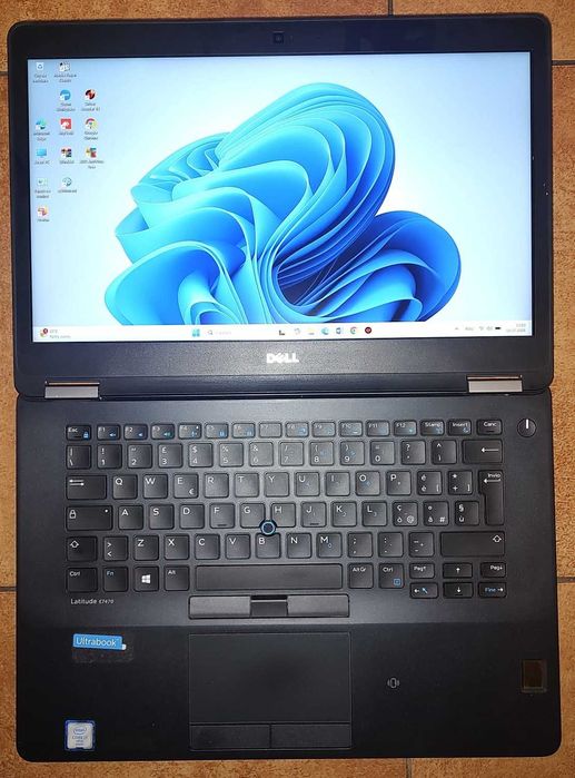 Laptop Latitude e7470, i7-6600, 8gbddr4, SSD 256 M2, windows 11