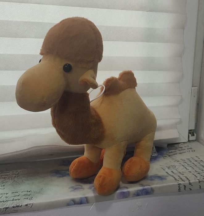 Мягкая игрушка верблюд. Новая