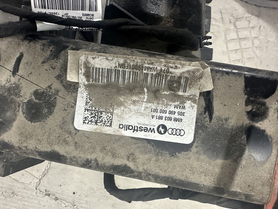 Оригинален теглич за Audi Q8