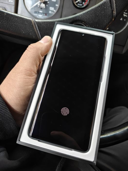 Продам Срочно MI NOTE 10