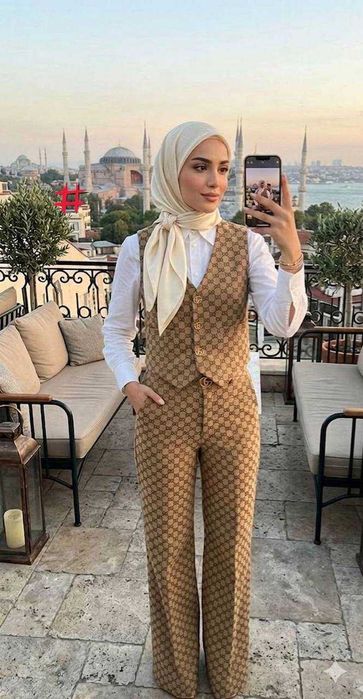 Compleu dama elegant