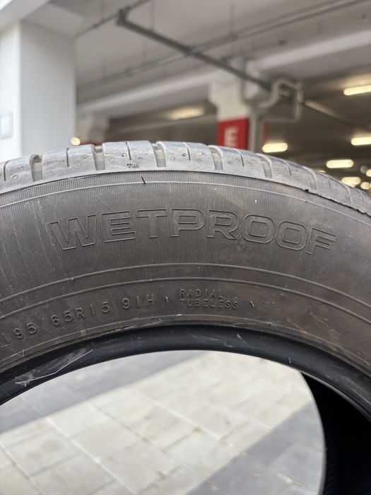 Nokian 195 65 15 anvelope ca noi  dot 1122